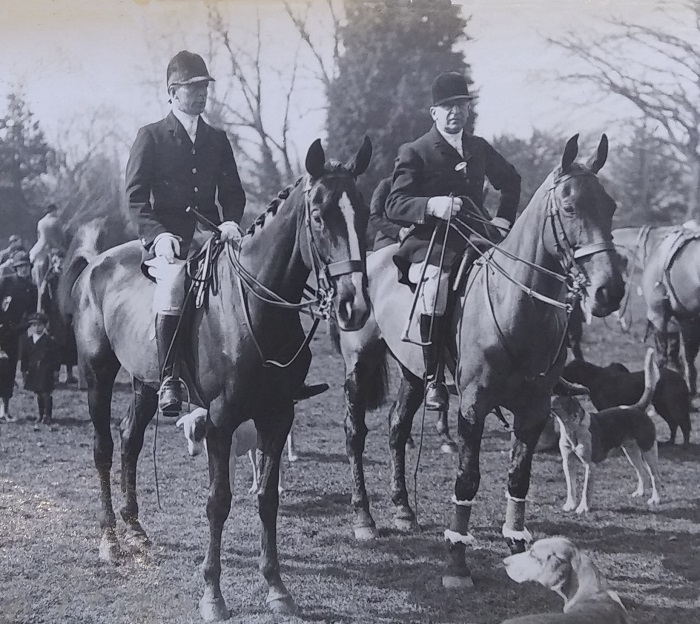Tally Ruxton and Henry Higginson Joint MFHs Cattistock 1936 002